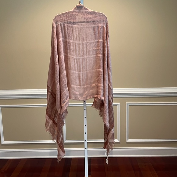 Wrap Scarf Pink and Gold Metallic - Picture 3 of 7